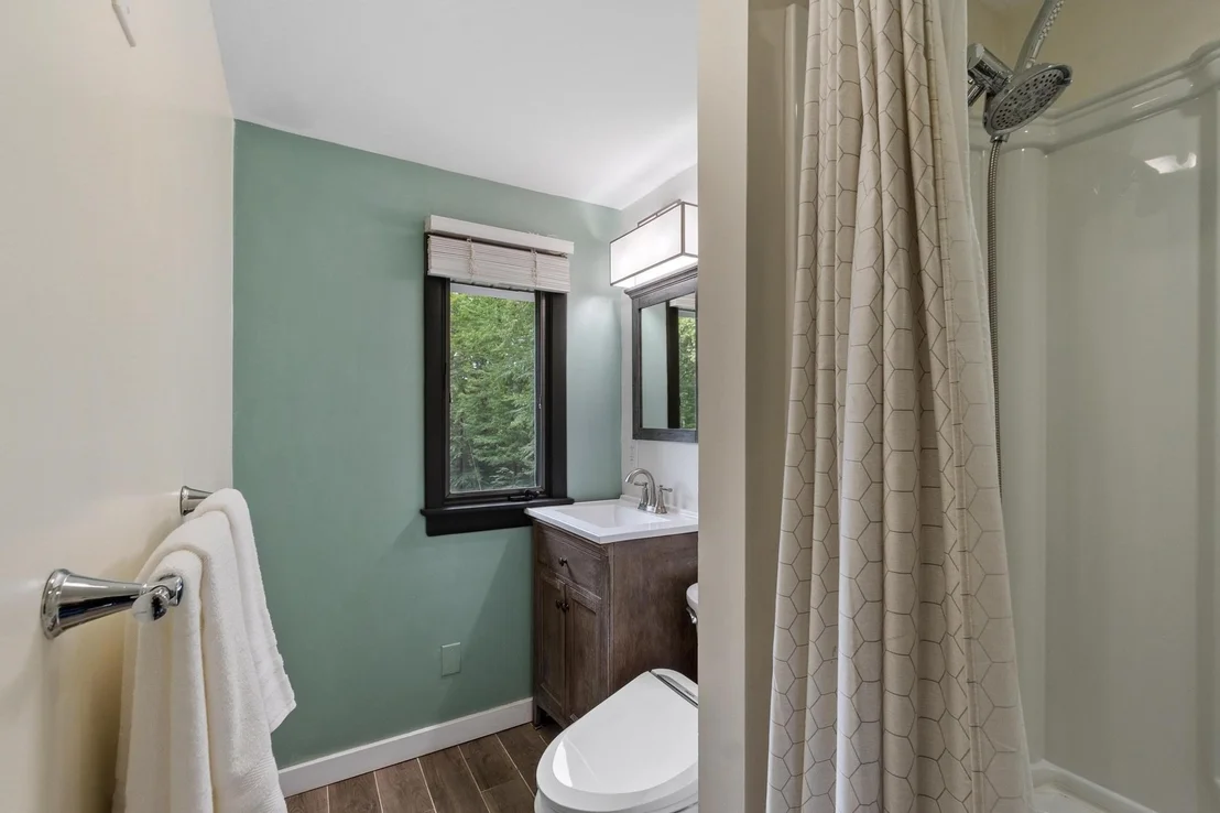 Photo of 29 Shaker Rd