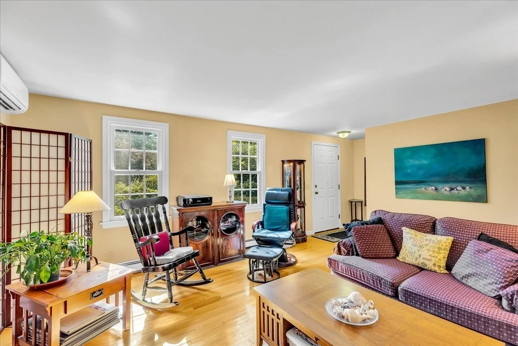 Photo of 171 Timberlane Dr