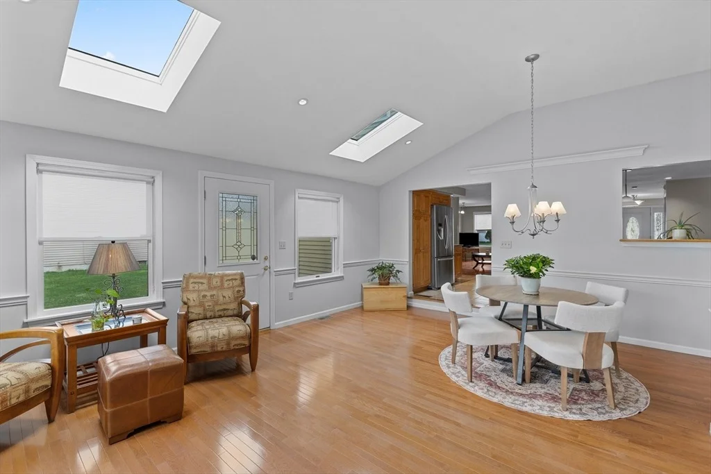 Photo of 6 Crane Cir