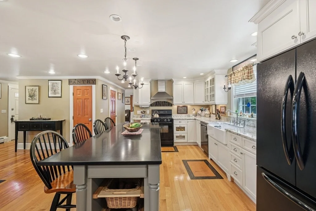 Photo of 63 Hanscom Ave