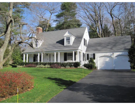 Photo of 25 Audubon Rd