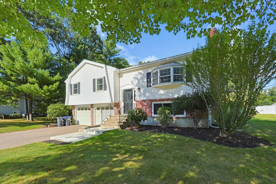 Photo of 1 Garrison Dr