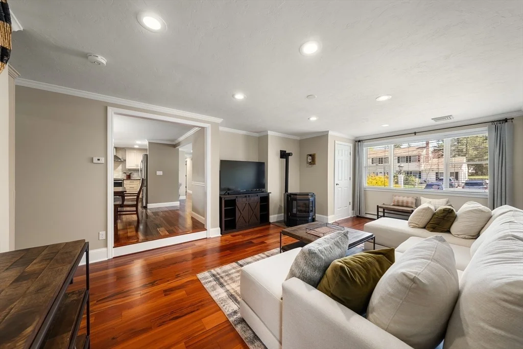 Photo of 10 Appleton Road
