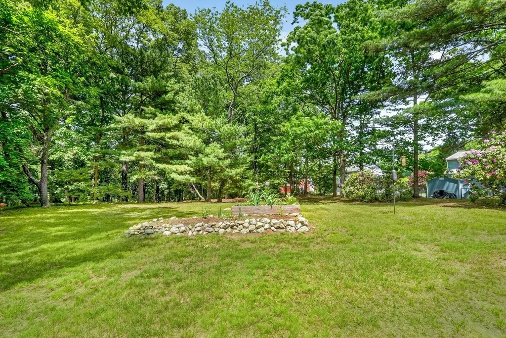 Photo of 7 Pine Hill Rd
