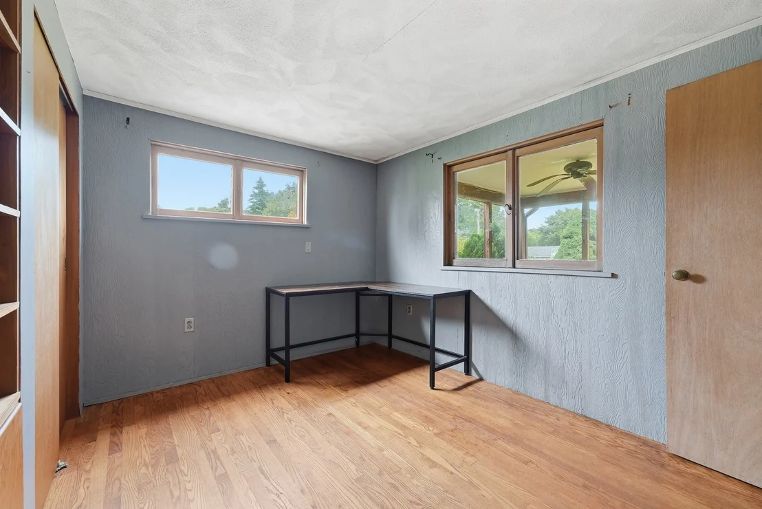 Photo of 31 Woodcrest Road