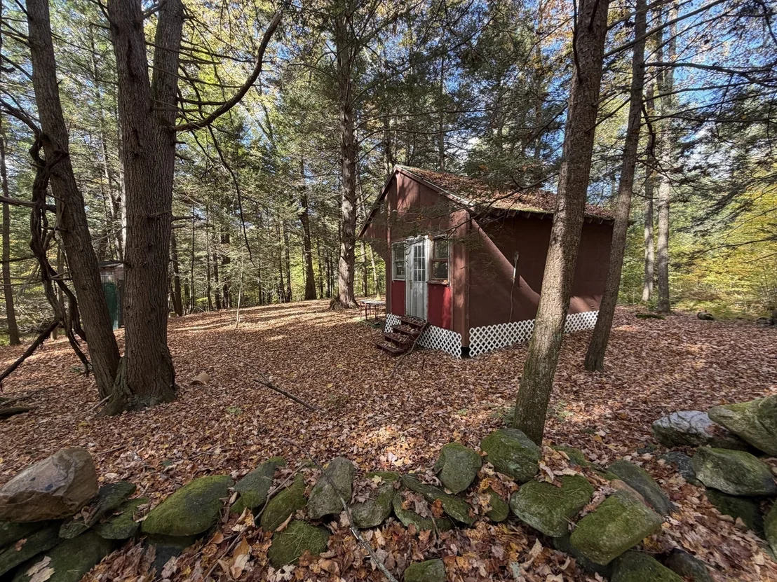 Photo of 232 River Rd