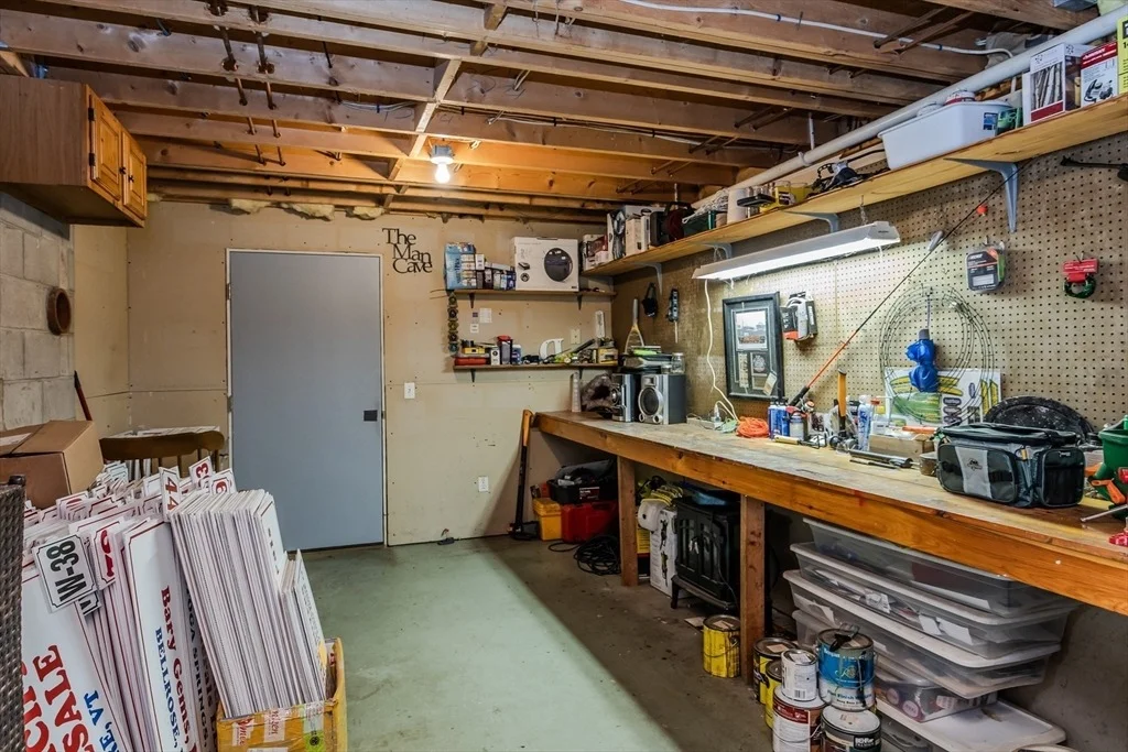 Photo of 593 Woodmere Rd