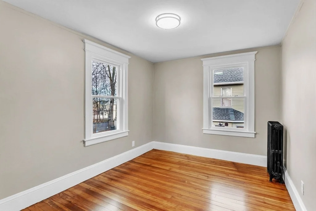 Photo of 124 Bristol St
