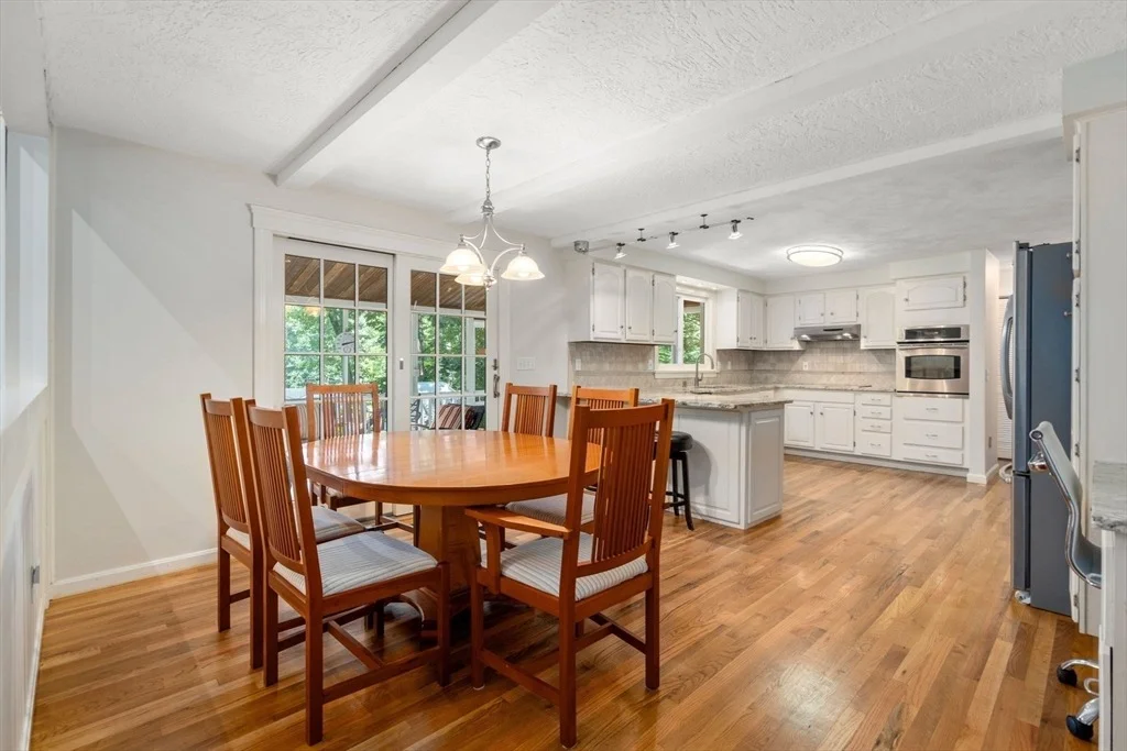 Photo of 40 Shadow Oak