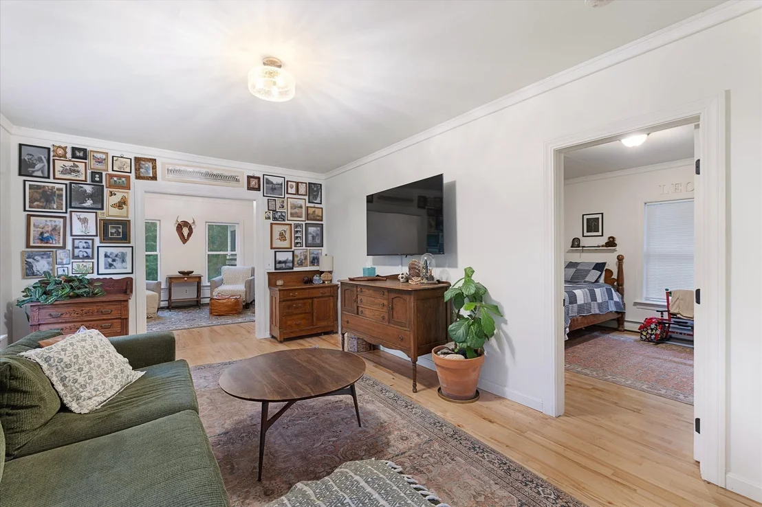 Photo of 75 Pequoig Ave