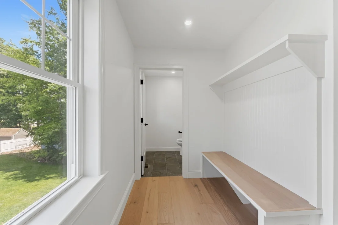 Photo of 36 Colonial Rd.