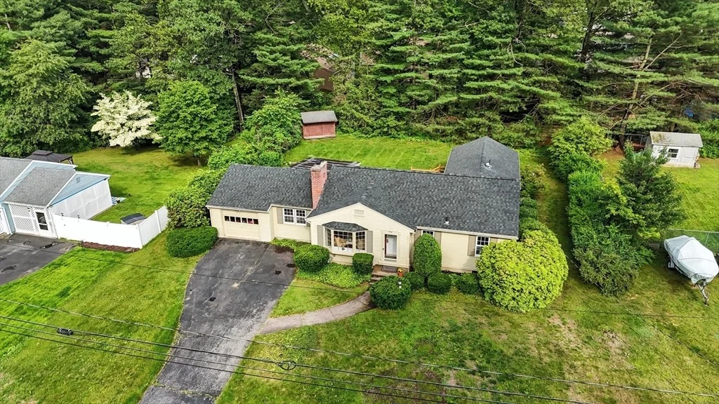 Photo of 30 Western Cir