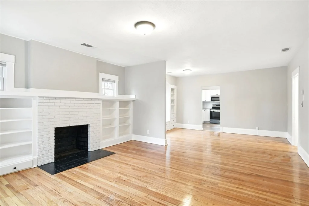 Photo of 26 Dwight Rd