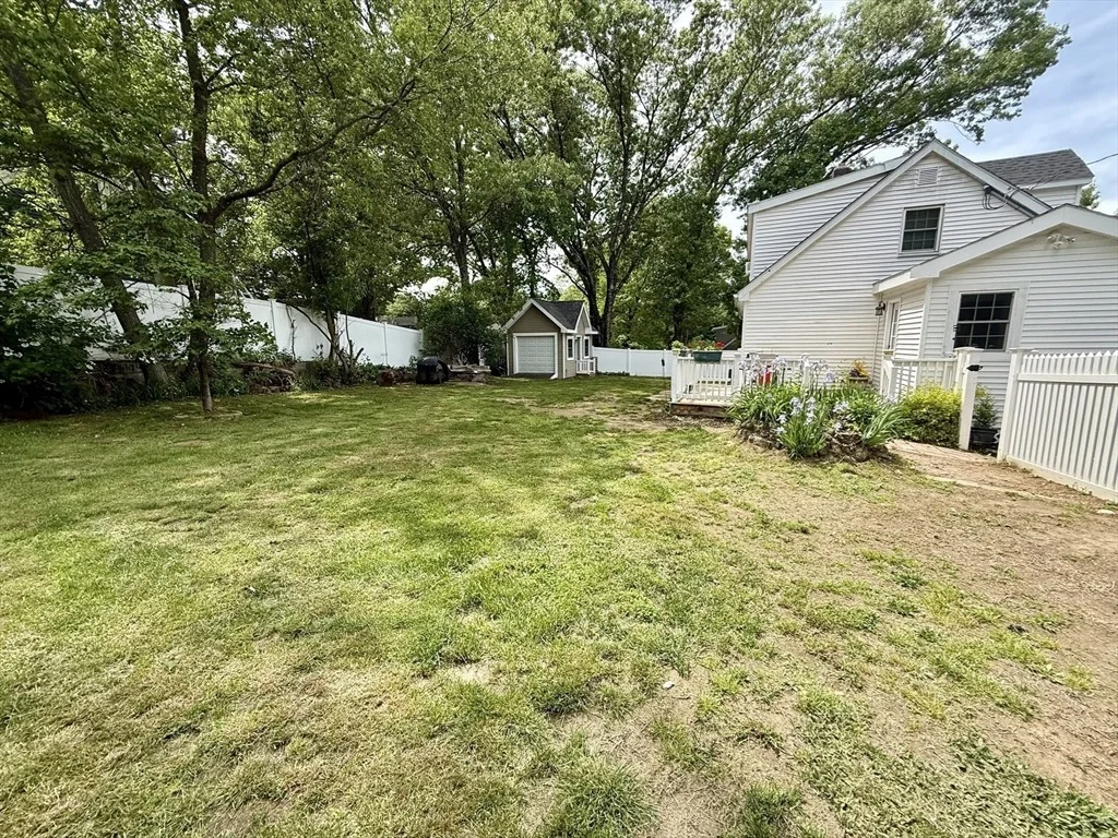 Photo of 4 Robin Rd