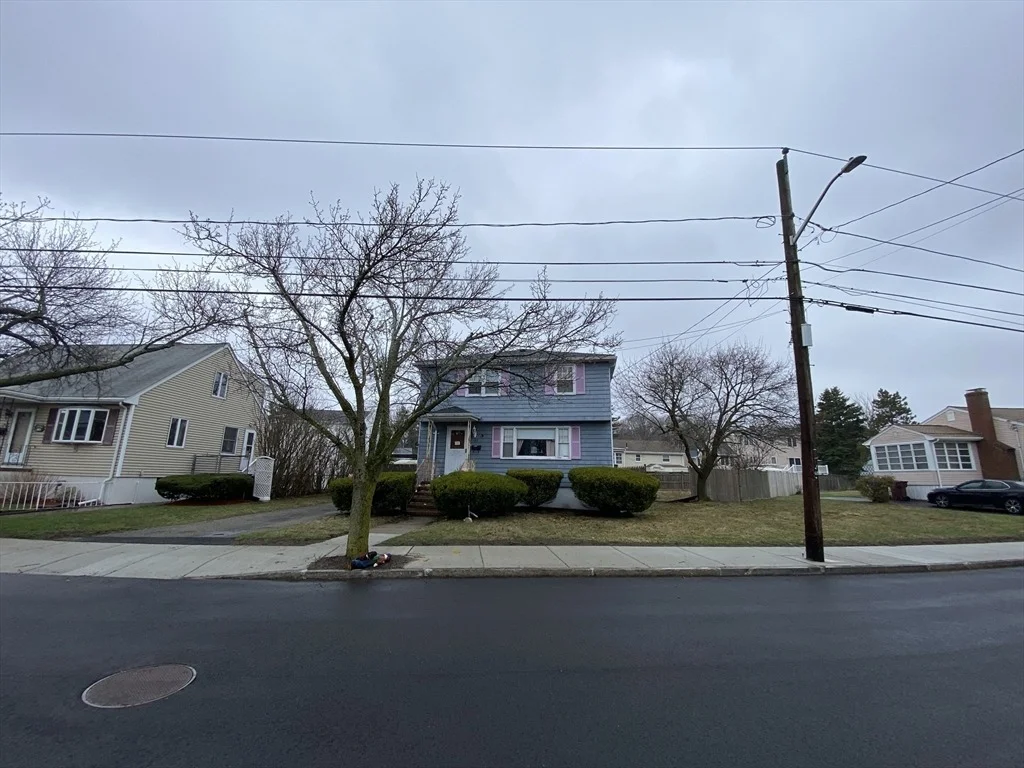 Photo of 113 Grover St