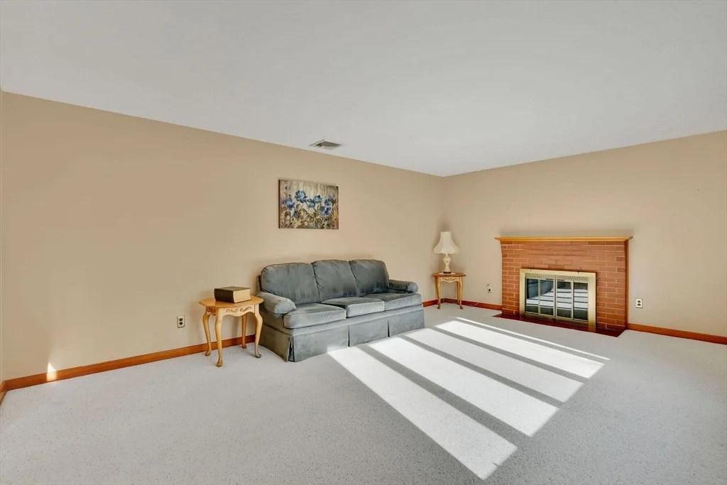 Photo of 76 Roy St
