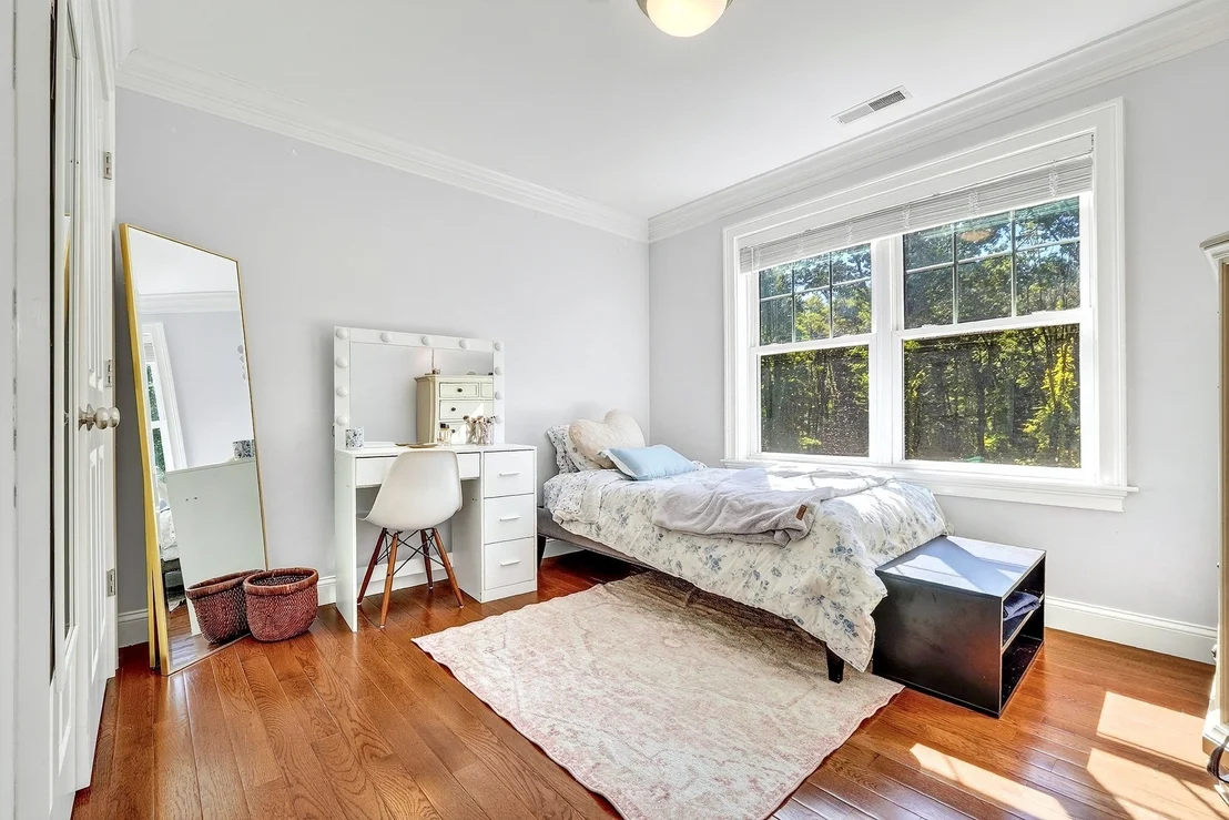 Photo of 10 Dudley Rd