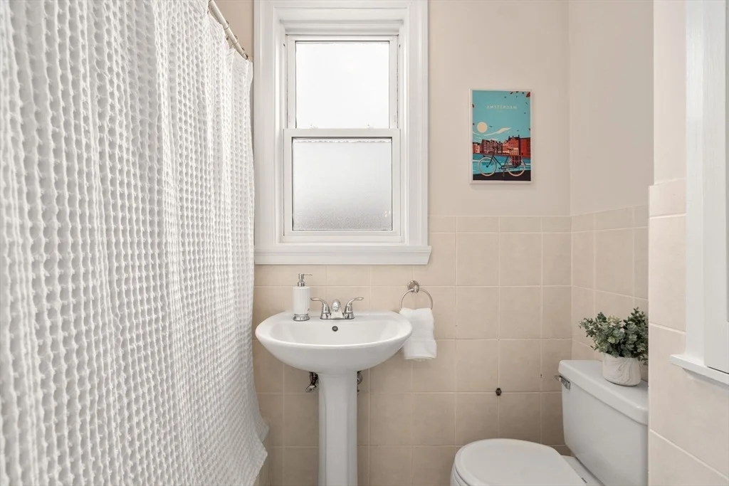Photo of 22 Leamington Rd