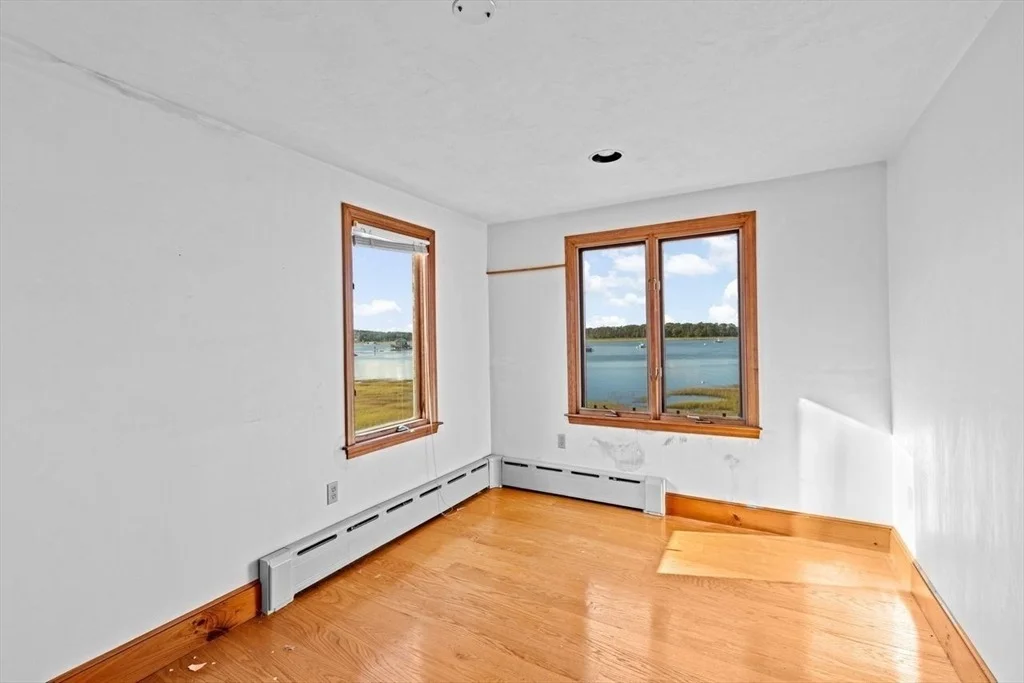 Photo of 26 Damons Point Circle