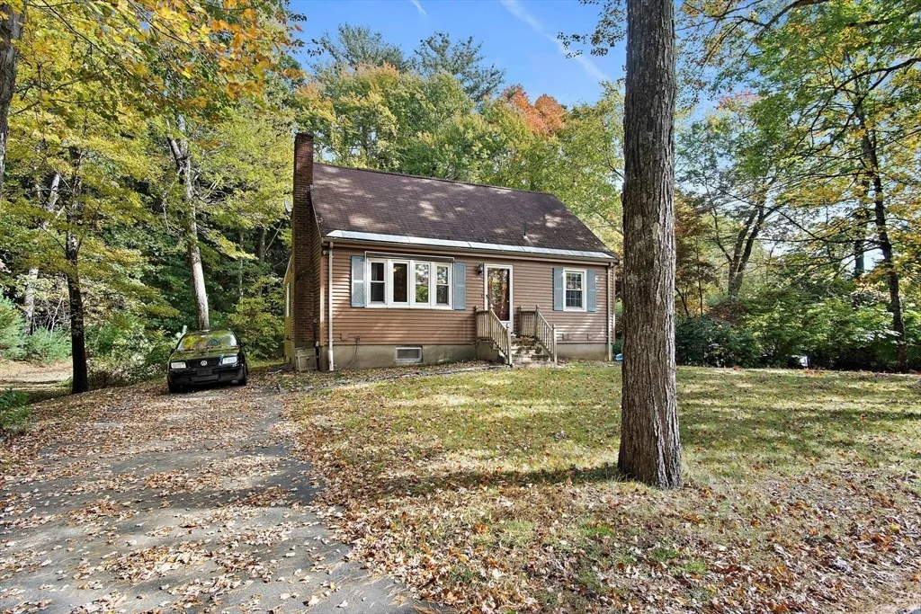 Photo of 695 Pearl St
