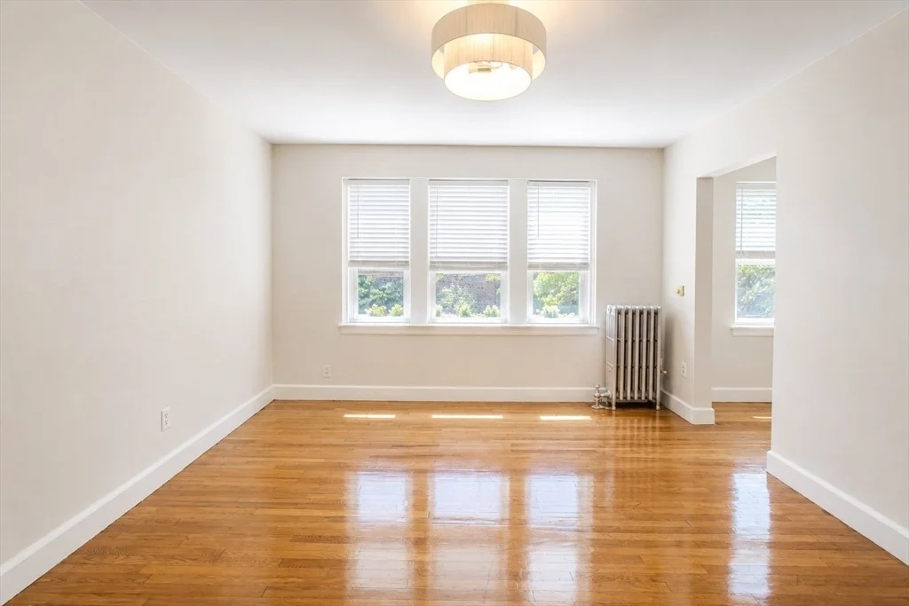 Photo of Unit 2 at 8 Walnut St