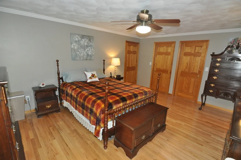 Photo of 8 James Ave