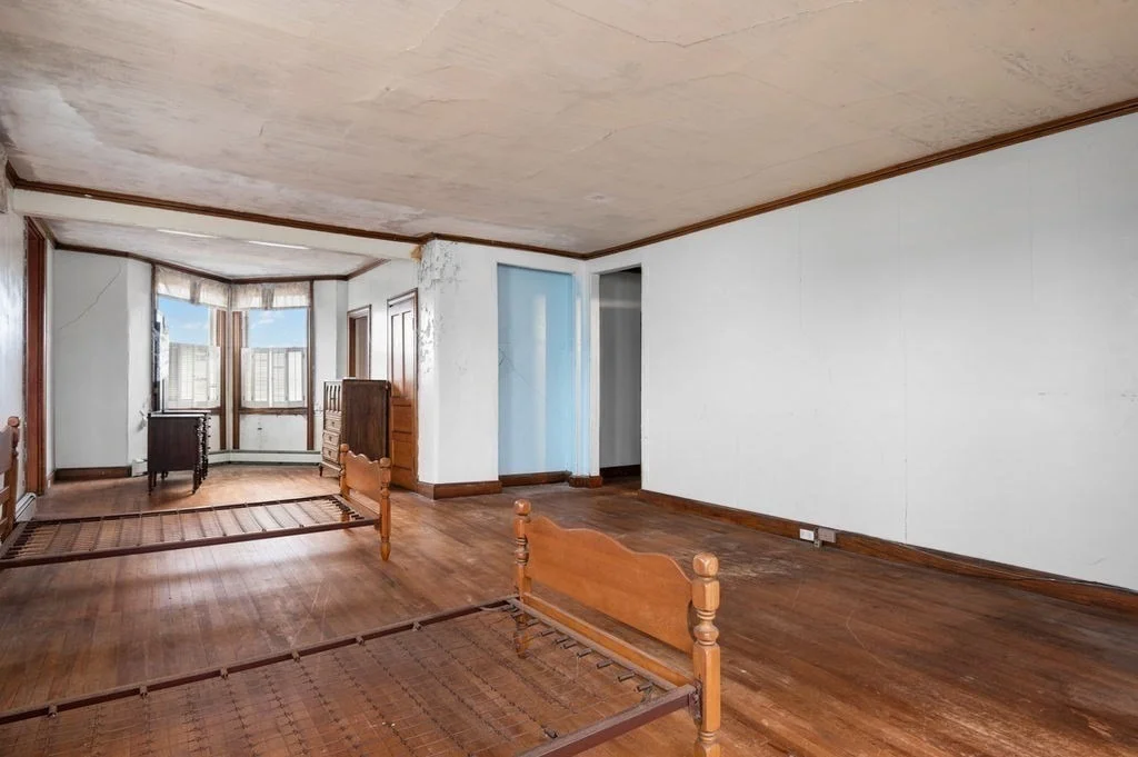 Photo of 154 North End Boulevard