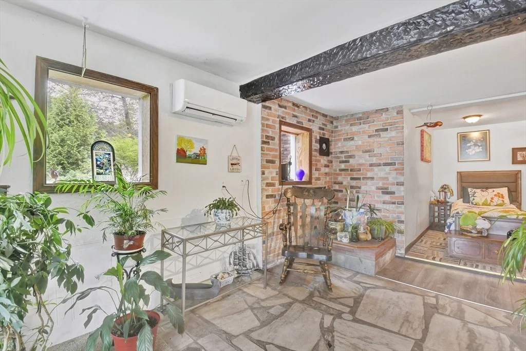Photo of 31 Spring St