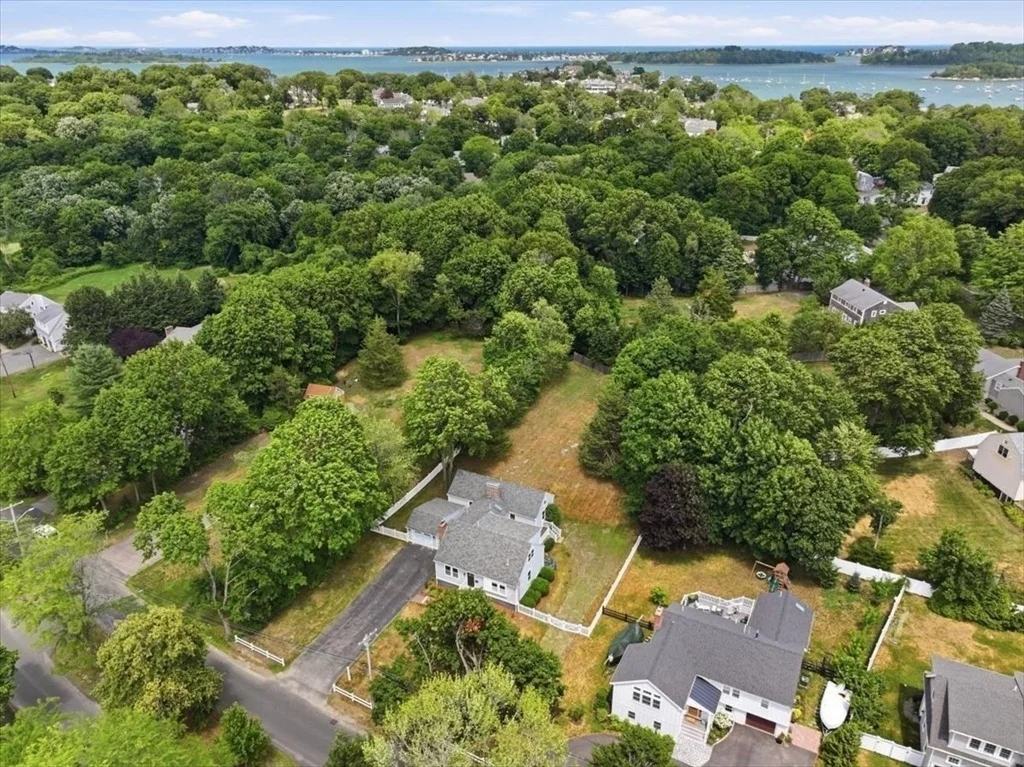 Photo of 19 Planters Field Ln