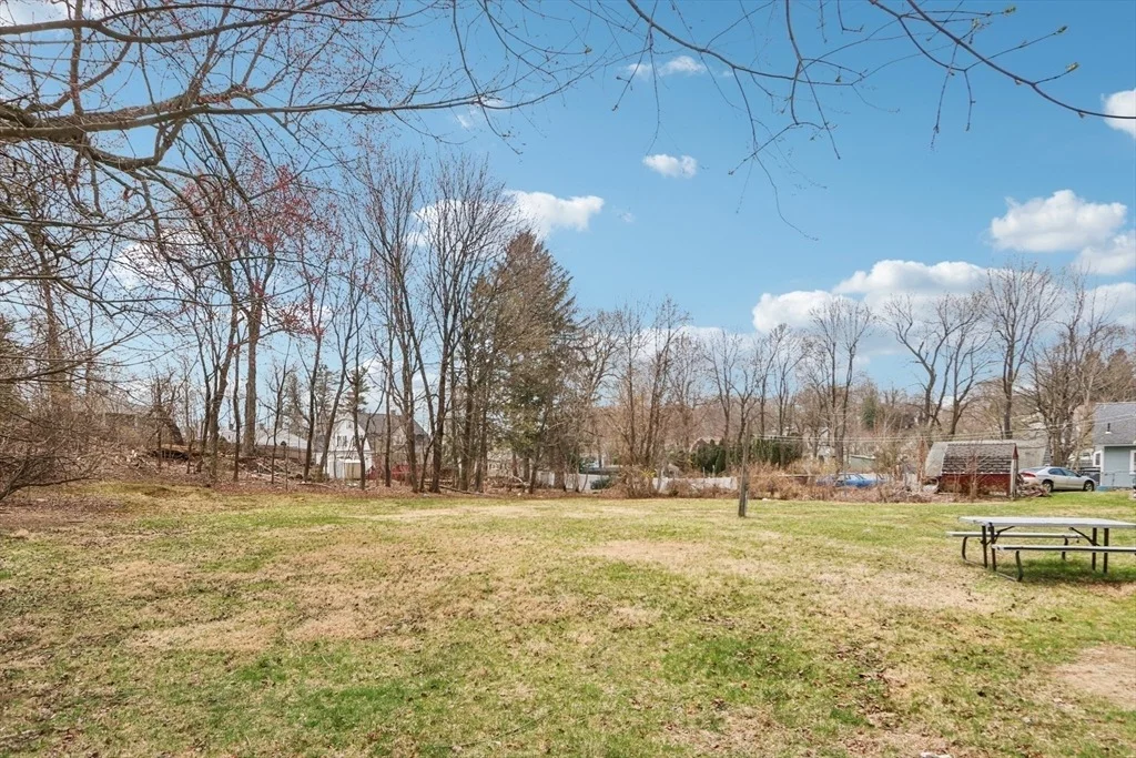 Photo of 6 Idalla Ave
