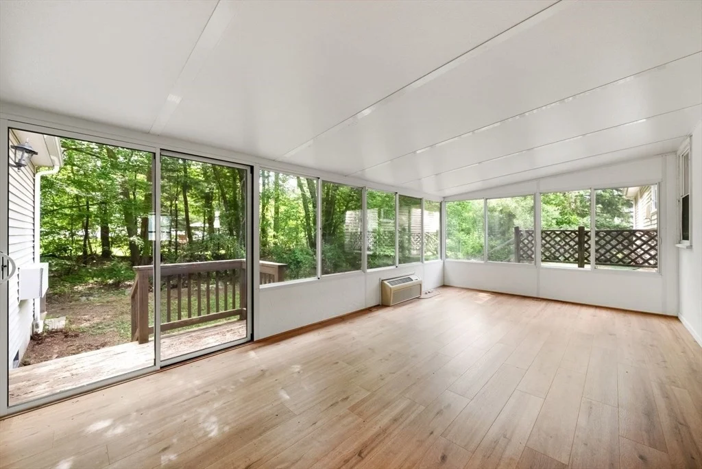 Photo of 52 Richard Rd