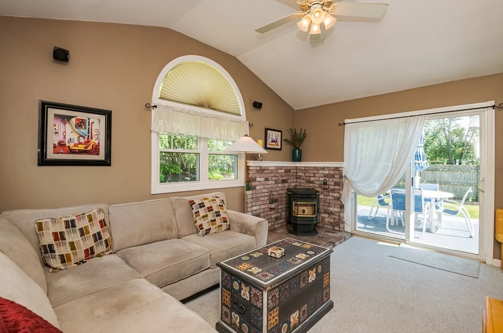 Photo of 47 Sharon Rd