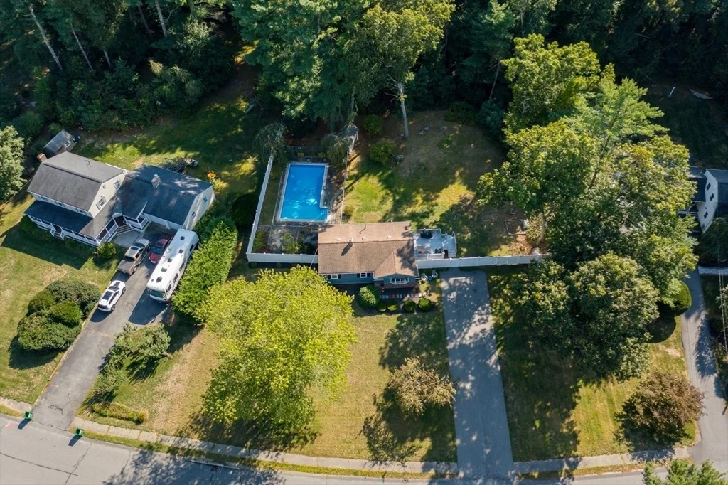 Photo of 27 Chestnut Rd