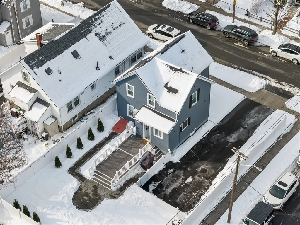 Photo of 39 Perley St