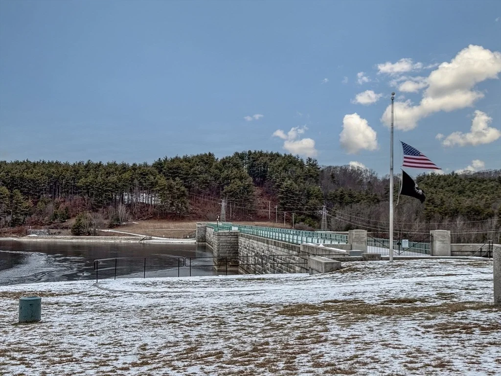 Photo of Unit B812 at 12 Eagle Nest