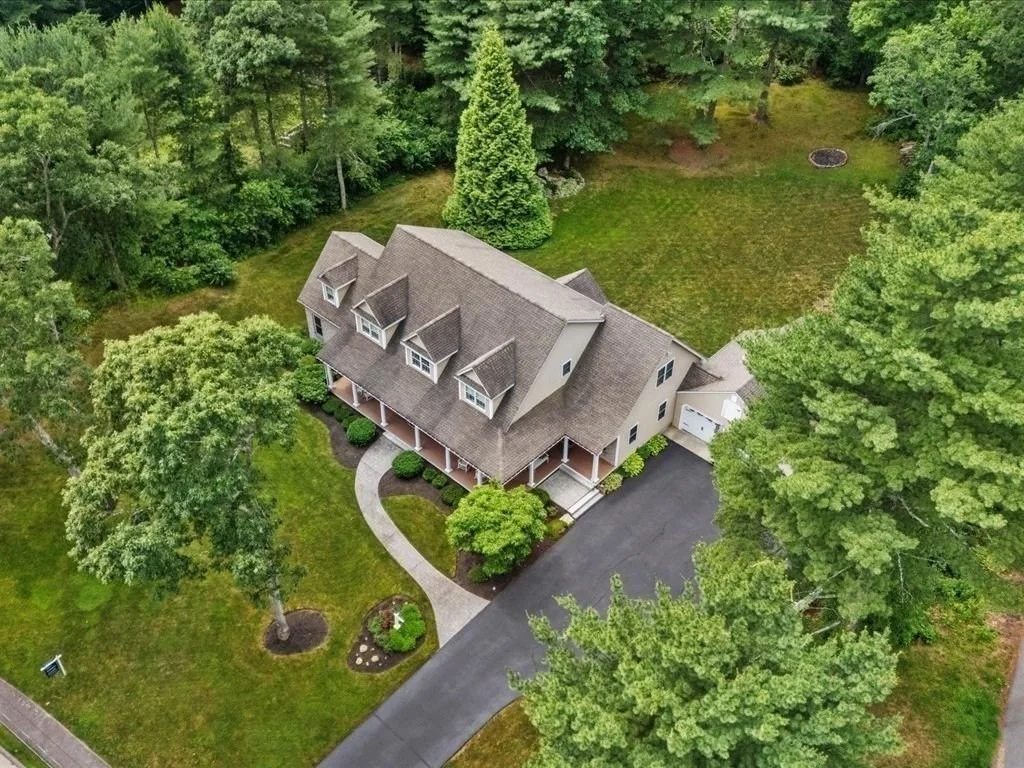 Photo of 35 Oxbow Dr