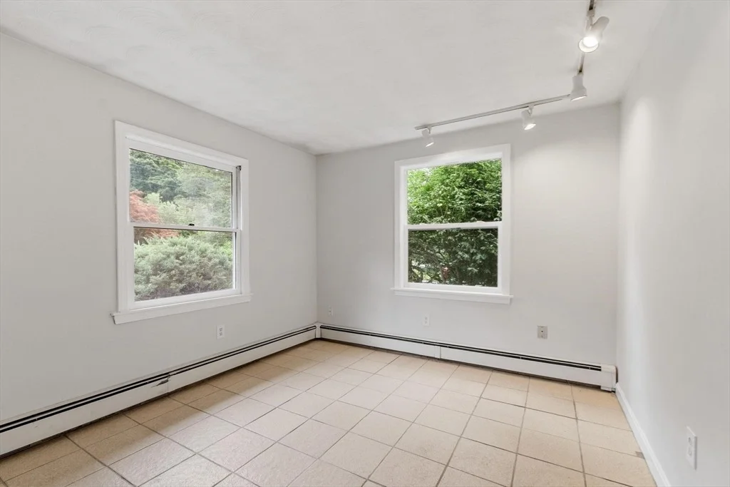 Photo of 17 Parlee Road