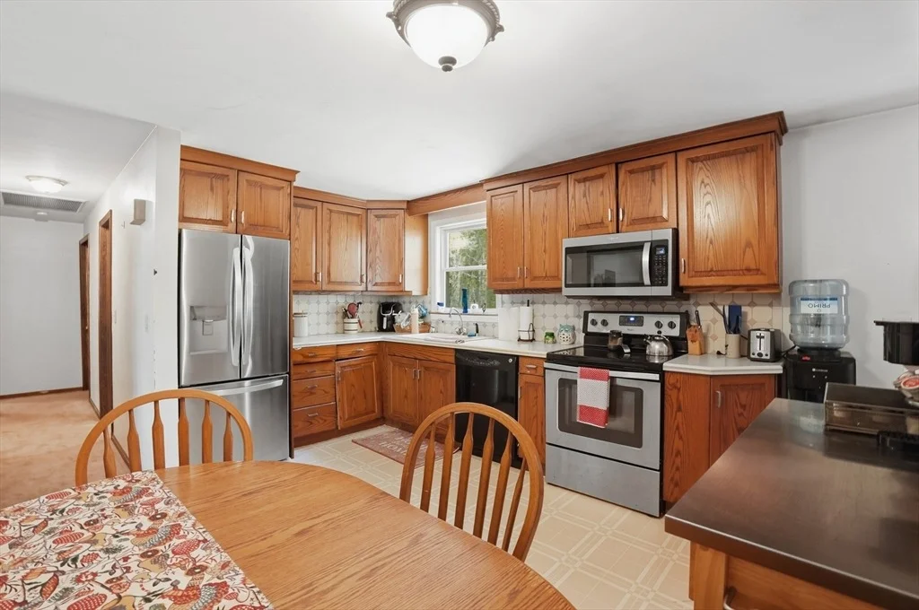 Photo of 6 Bayview Avenue
