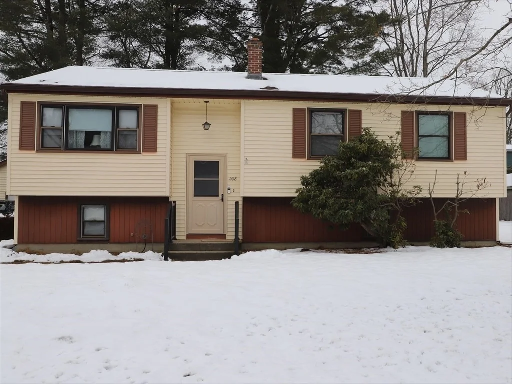 Photo of 208 Tamarack Drive