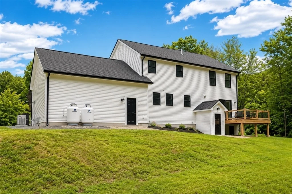 Photo of 33 Downfall Road