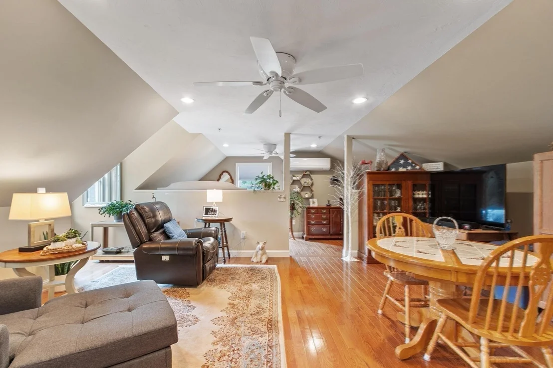 Photo of 11 Cider Ln