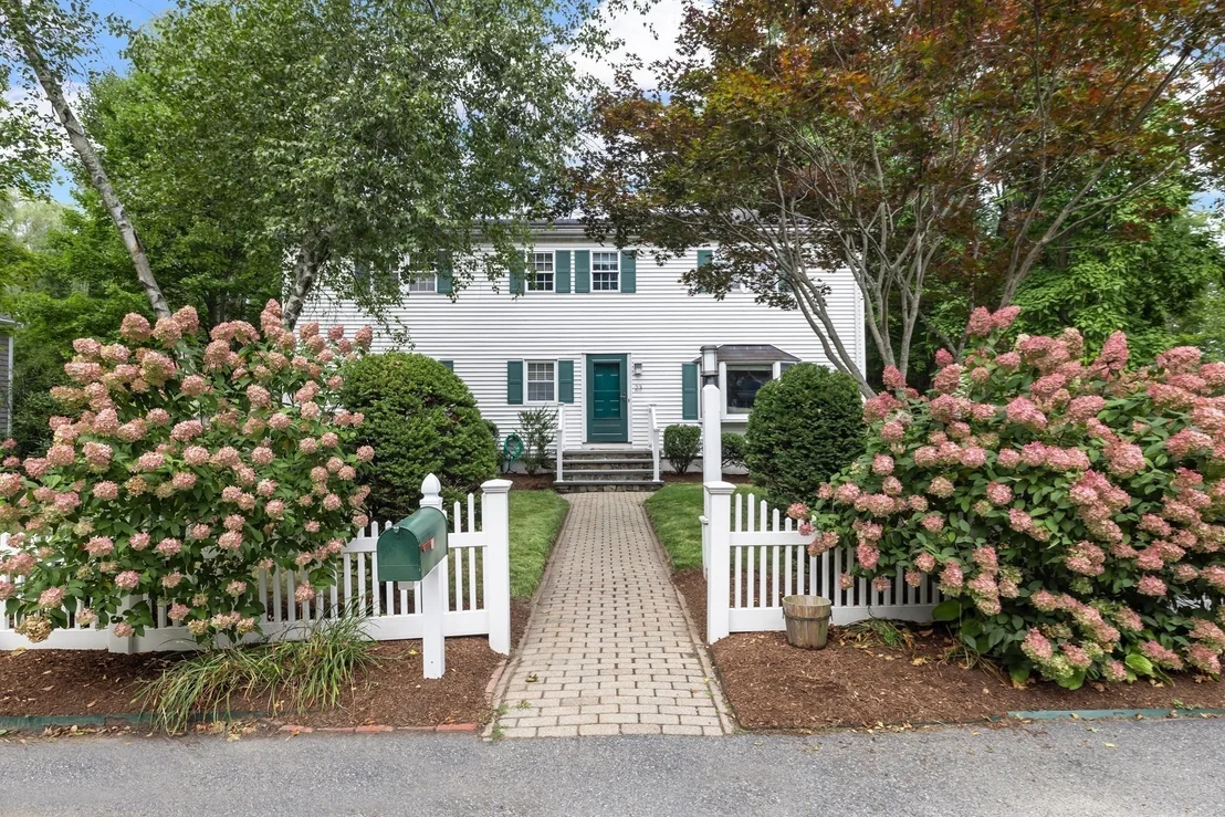 Photo of 23 Leach Ln