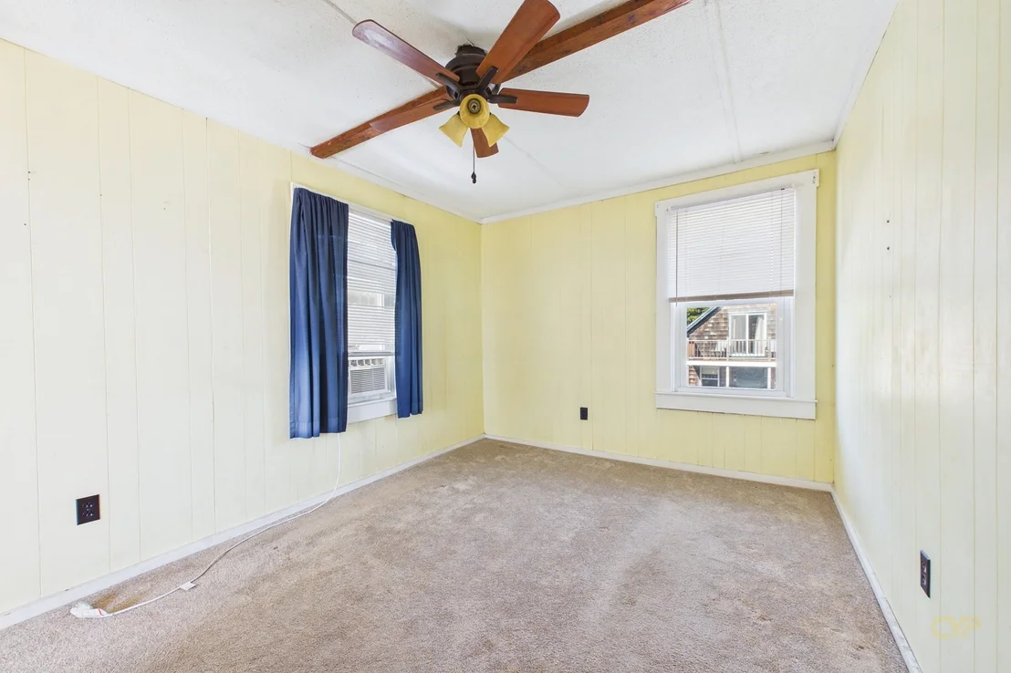 Photo of 7 Bayview Ave