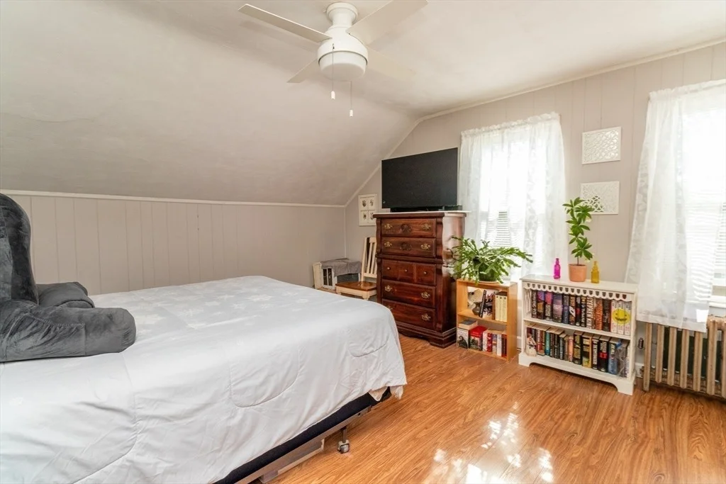 Photo of 38 James St