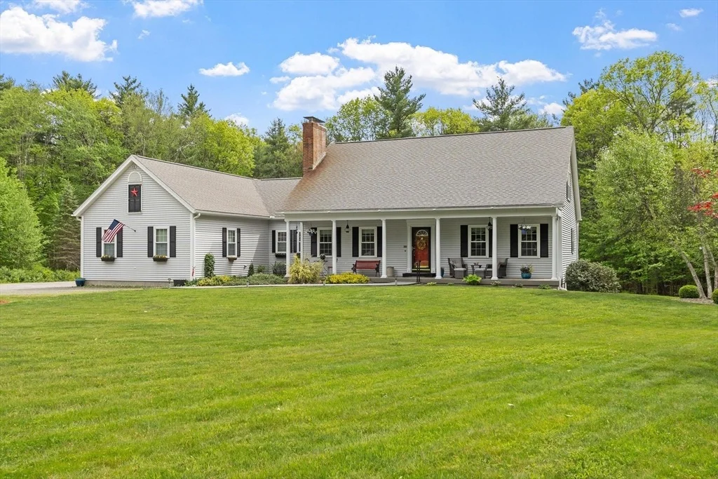 Photo of 175 State Rd