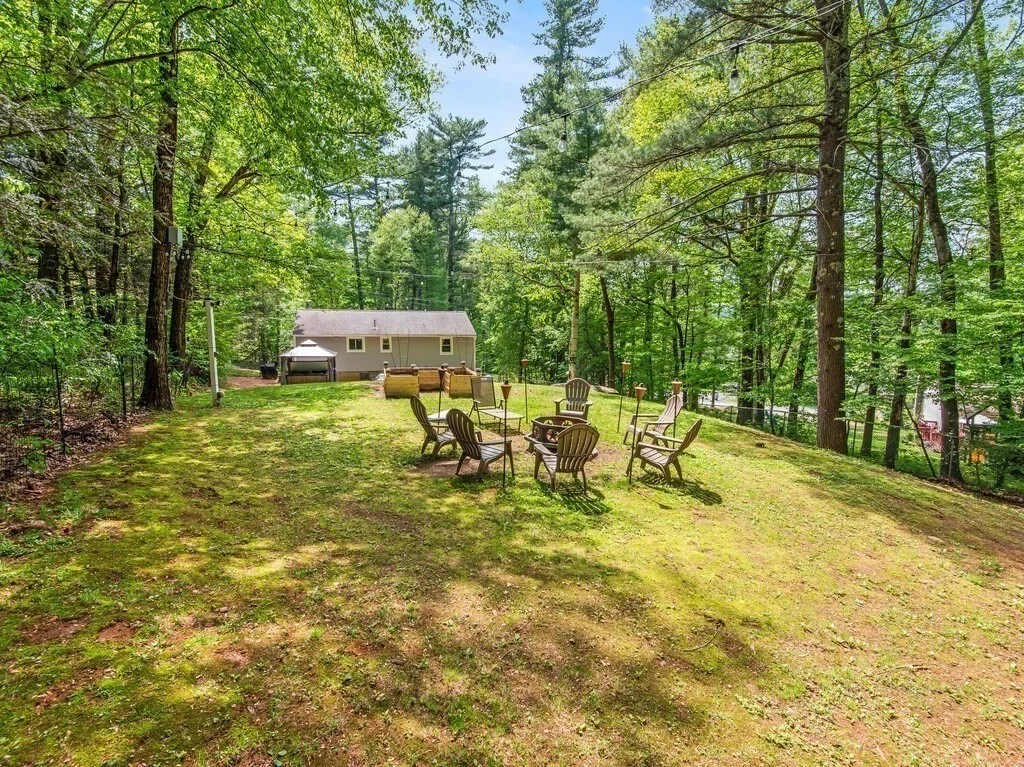 Photo of 31 Leno Rd