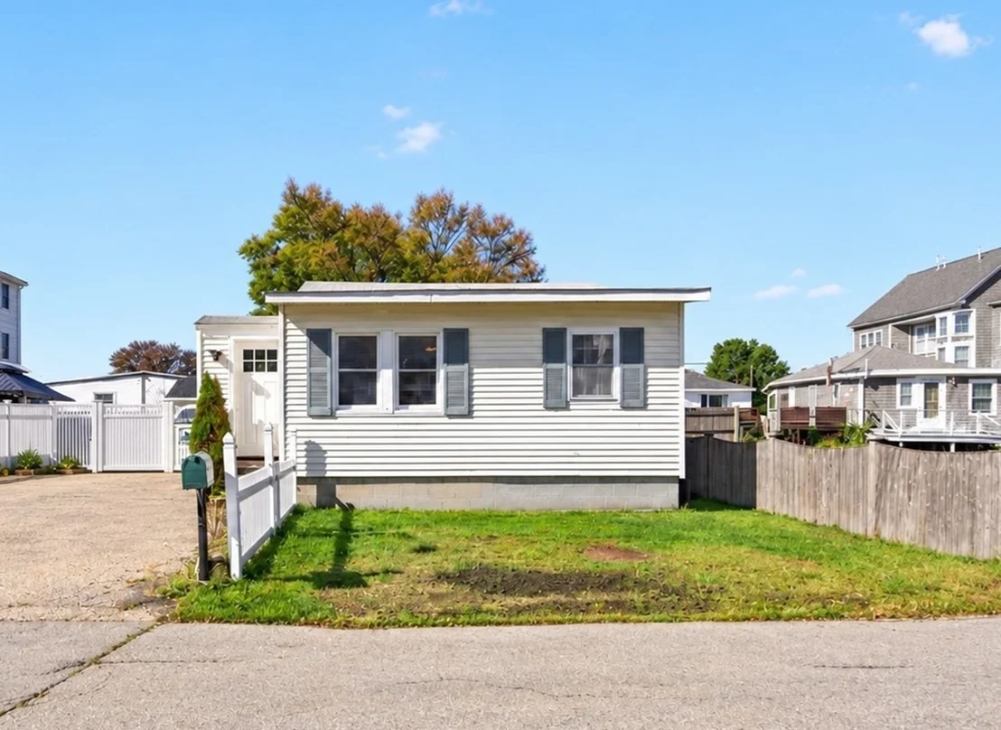 Photo of 46 Brissette Ave