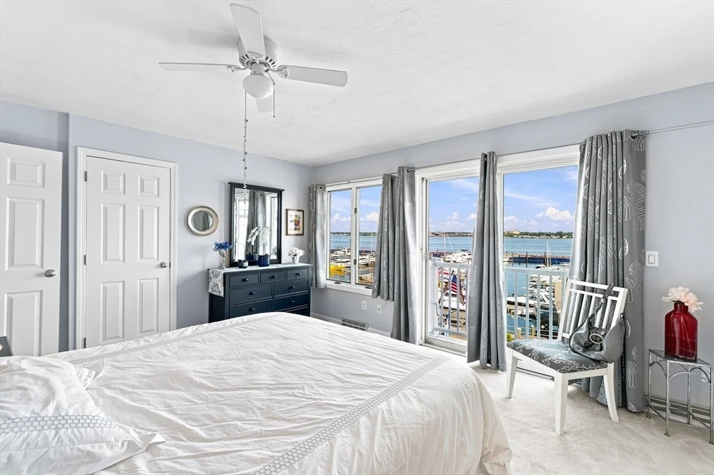 Photo of Unit 1001 at 700 Shore Dr