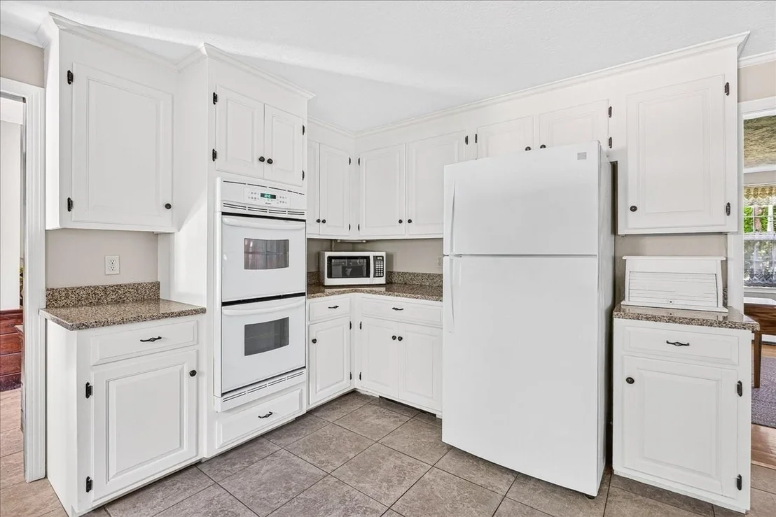 Photo of 293 Mayflower Cir