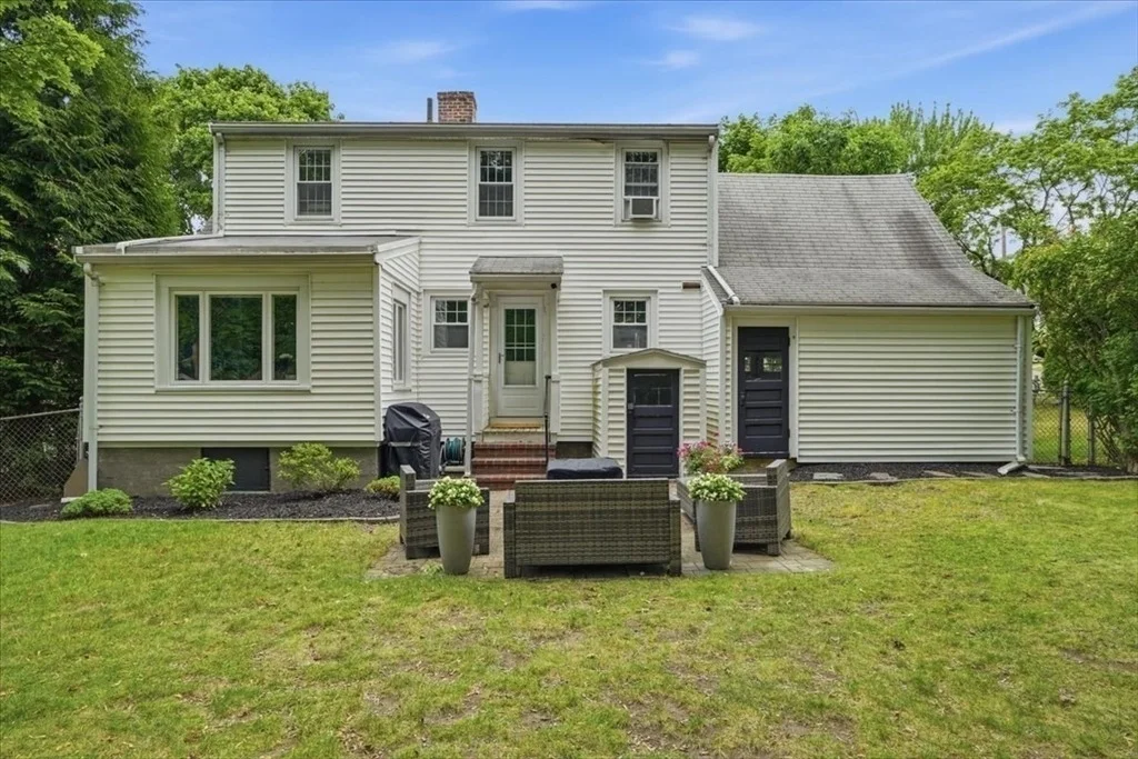 Photo of 4 Ponkapoag Way